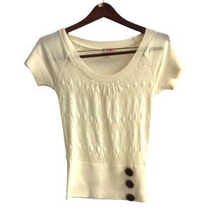 CANDIE'S- WOMEN IVORY KNIT CREW NECK SHORT SLEEVE TOP SIZE SMALL